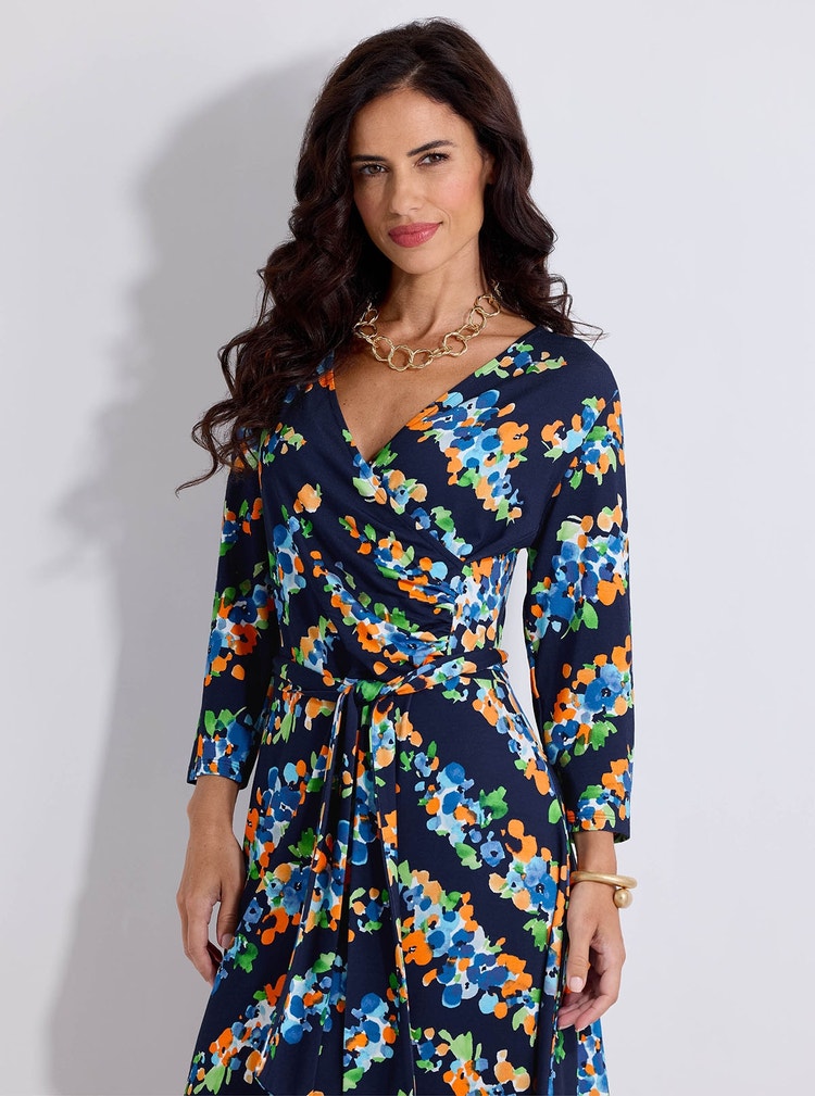 Weiches Batikkleid mit Gürtel