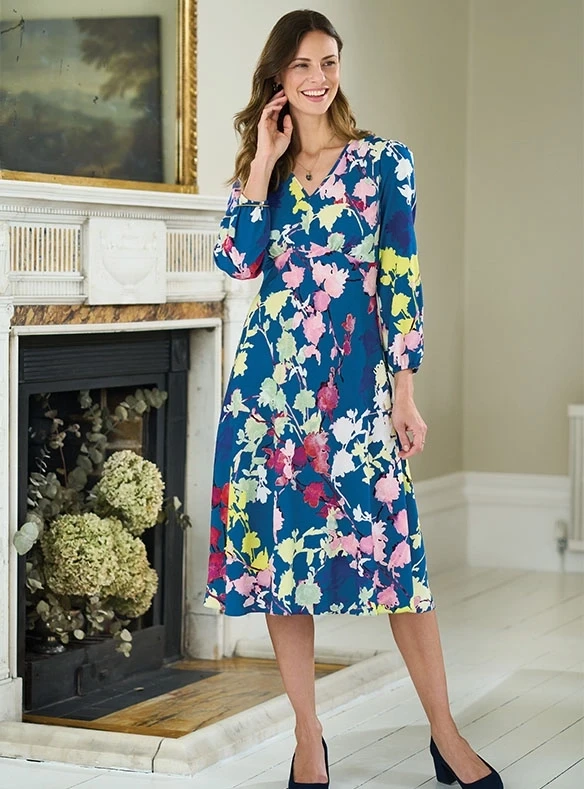 Florales Kleid
