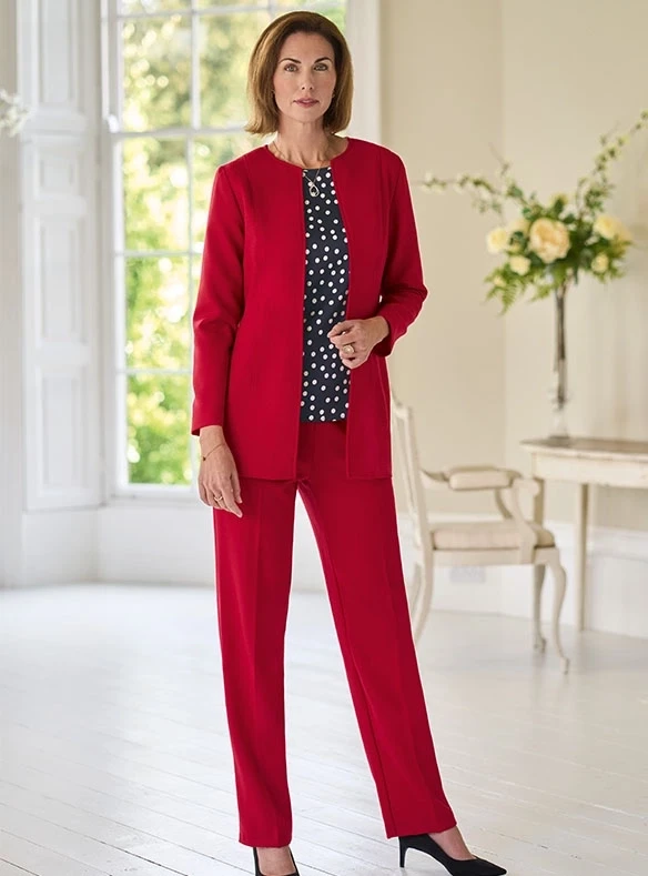 Jacke und Hose aus reiner Wolle