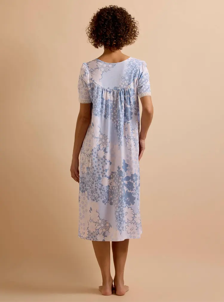 Nachthemd aus Jersey mit Spitzenbesatz