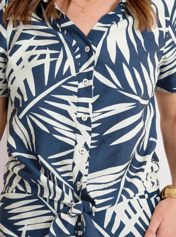 Blouse légère à base nouée