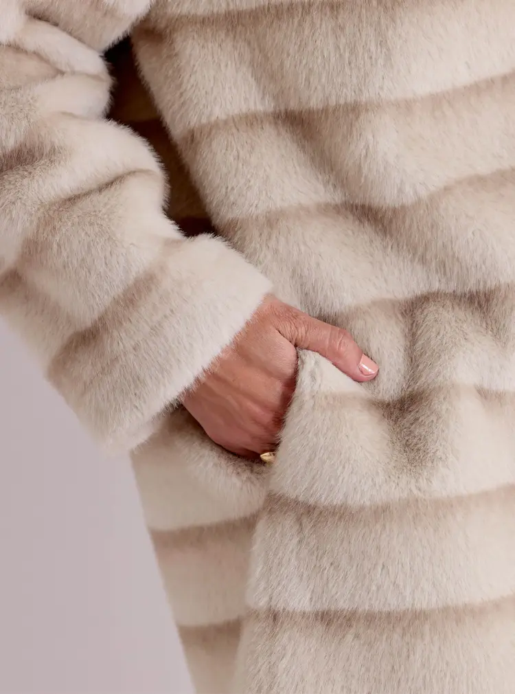 Manteau réversible en fausse fourrure